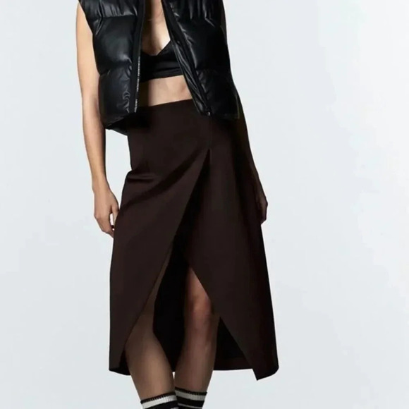 Zara MIDI SKIRT WITH SLIT - Picture 1 of 6